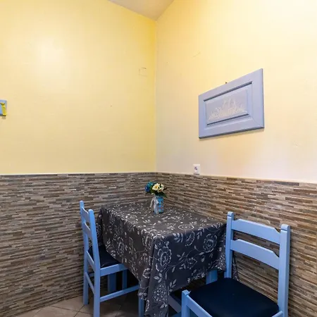 Angelina 3 * Roda (Corfu)